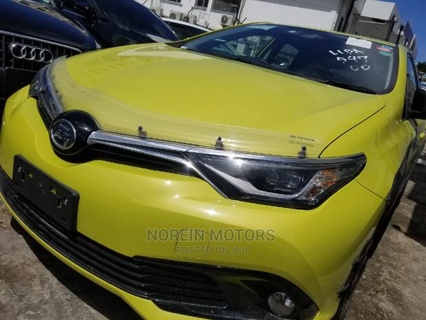 Toyota Auris 2015 Yellow - thumbnail 5