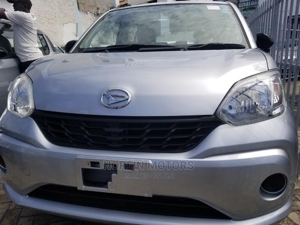 Daihatsu Boon 2015 Silver - thumbnail 2