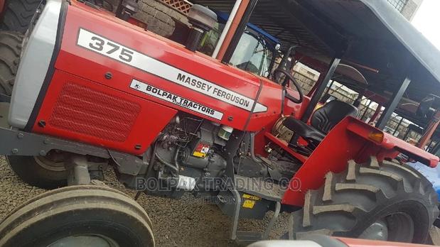 Massey**Ferguson . - main view