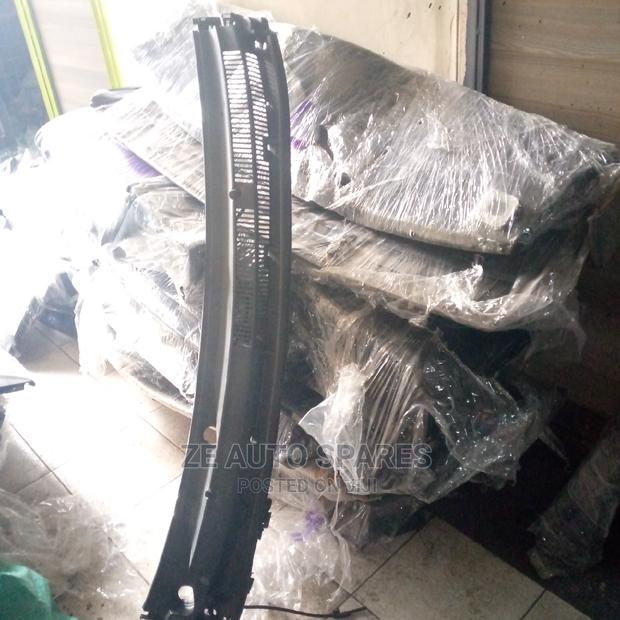 Vitz 2012 Wiper Cover