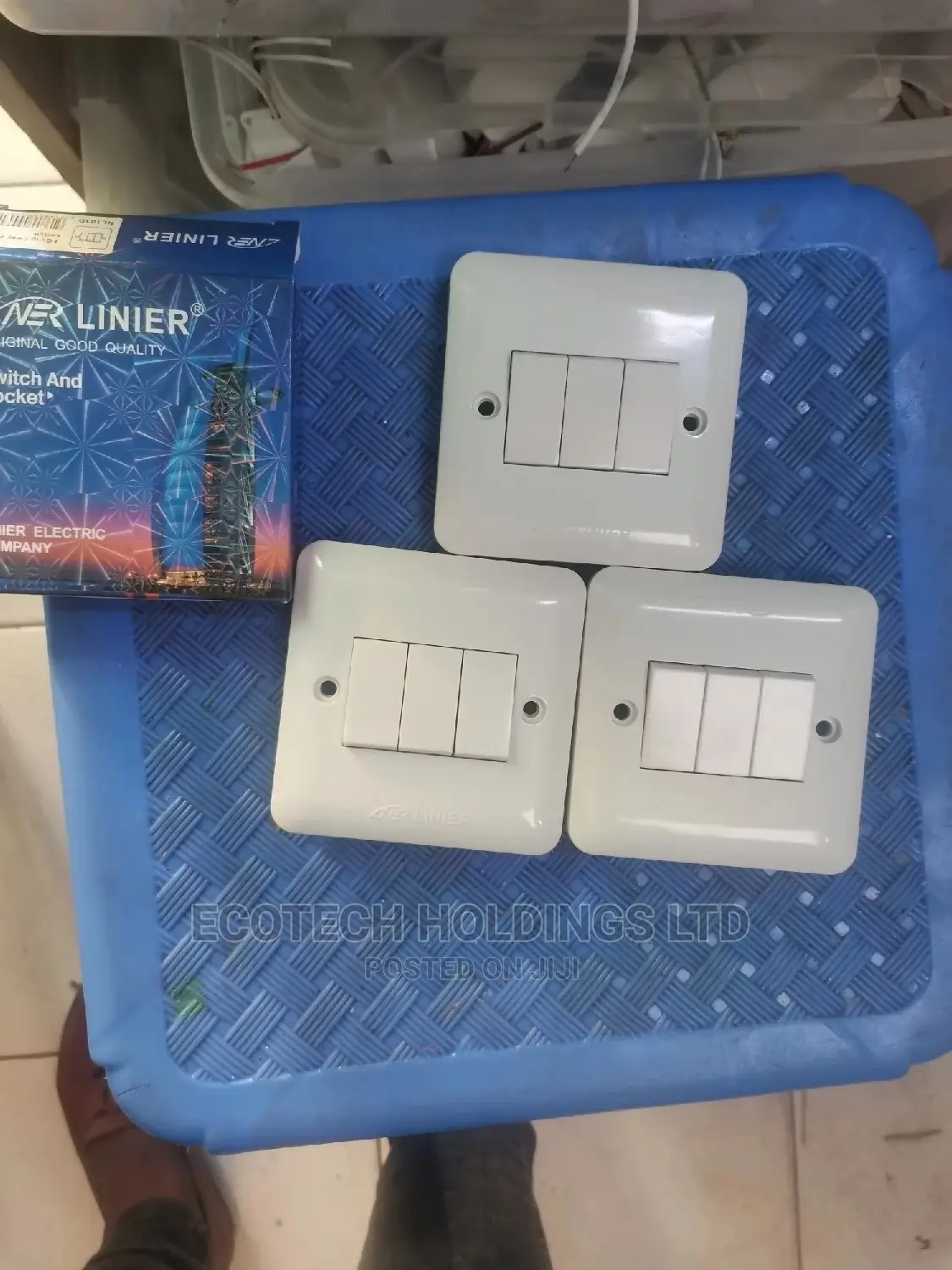 3 Gang 2 Way Switch