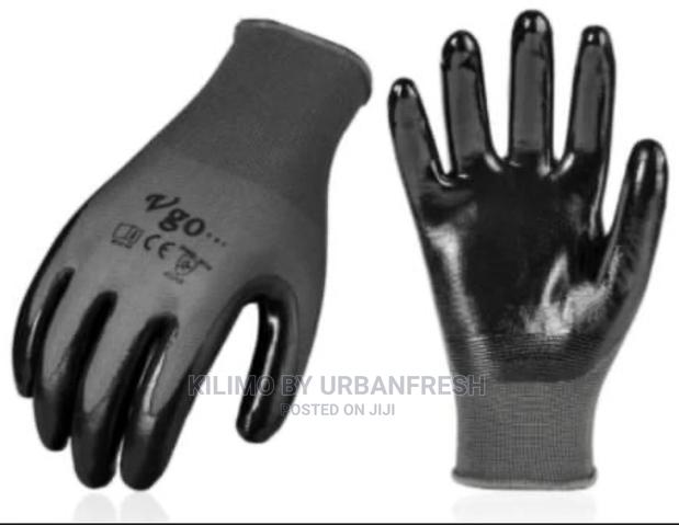 Nitrile Gloves 10 Pairs