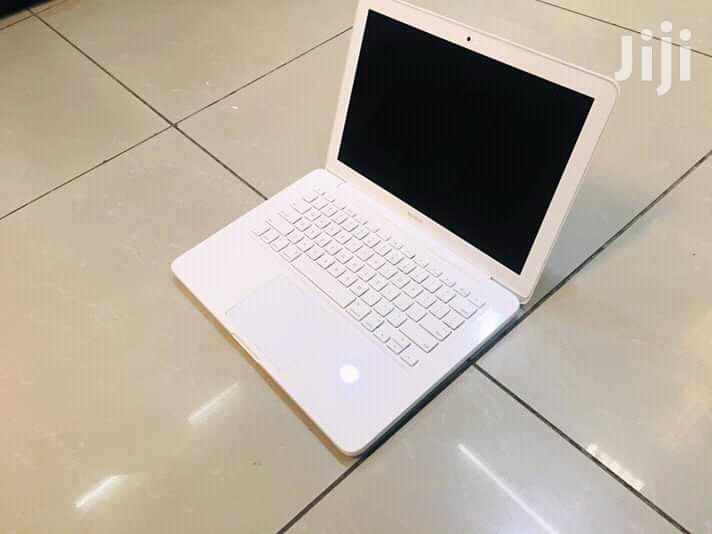 Laptop Apple MacBook 14" 320GB HDD 4GB RAM