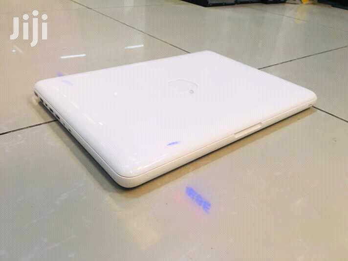 Laptop Apple MacBook 14" 320GB HDD 4GB RAM