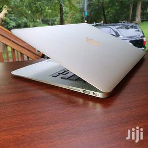 Laptop Apple MacBook Air 13.3" 256GB SSD 8GB RAM