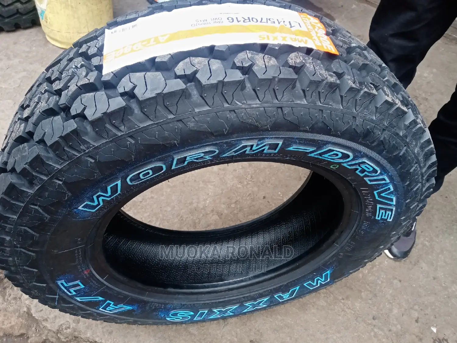 215/70r16 MAXXIS TYRE (Worm Drive) a/T Made in Thailand