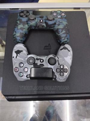 Ps4 Slim 500 Gb + 2pads - thumbnail 2