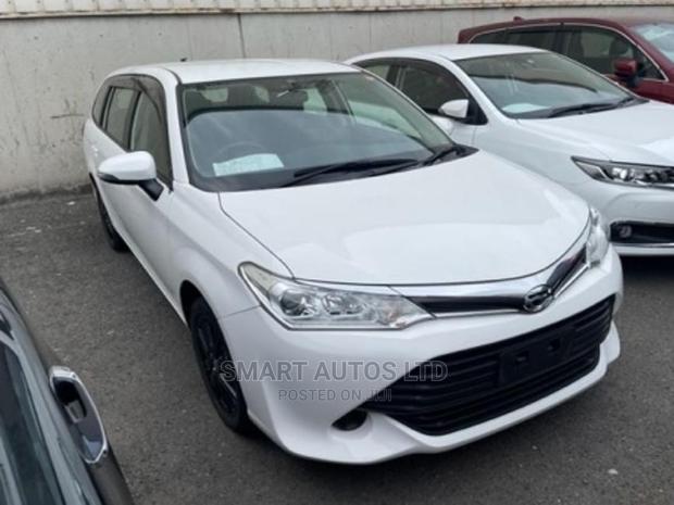 Toyota Corolla Fielder 2017 White