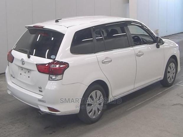 Toyota Corolla Fielder 2017 White - thumbnail 6