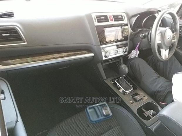 Subaru Legacy 2015 Black - thumbnail 2