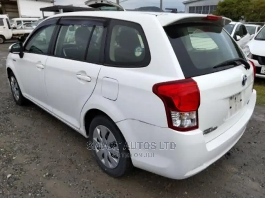 Toyota Corolla Fielder 2015 White