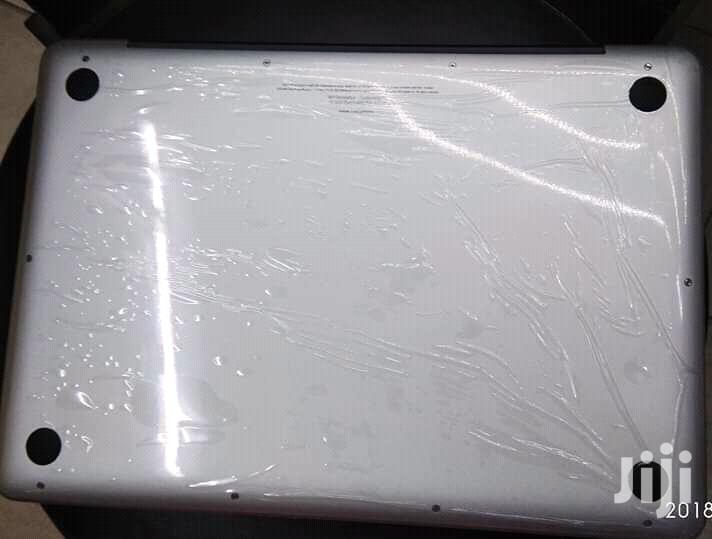 Laptop Apple MacBook Pro 14" 500GB HDD 4GB RAM
