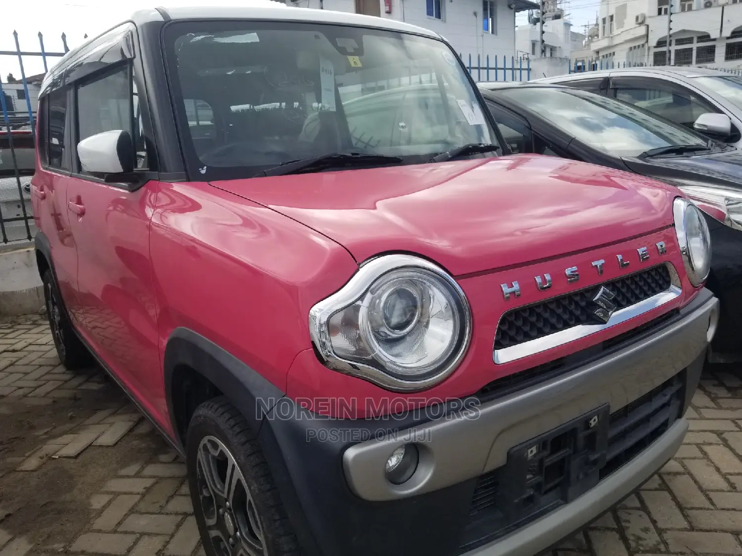 Suzuki Hustler 2014 Pink