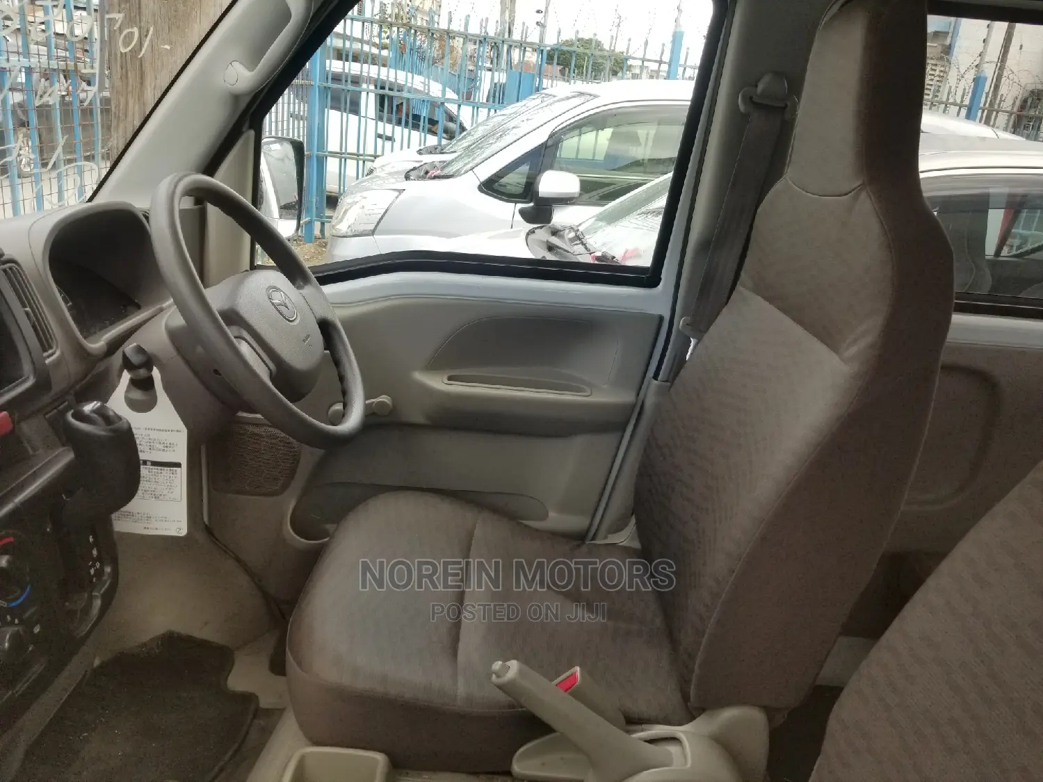 Mazda Scrum 0.7 RWD 2014 White