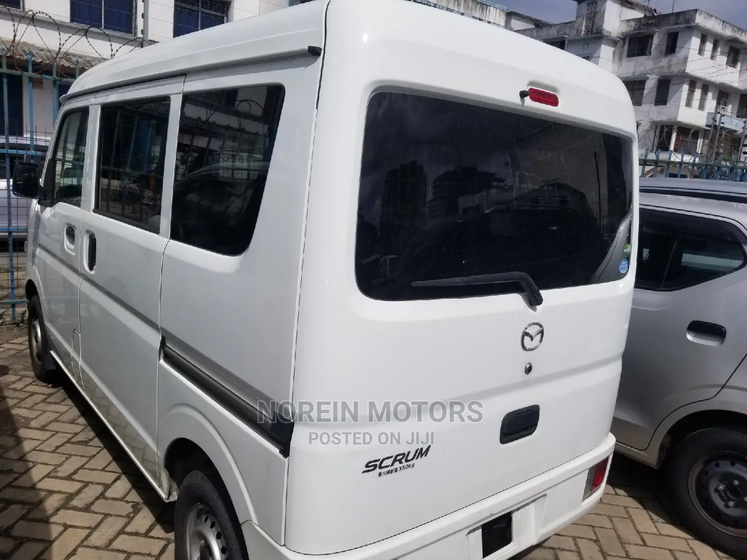 Mazda Scrum 0.7 RWD 2014 White