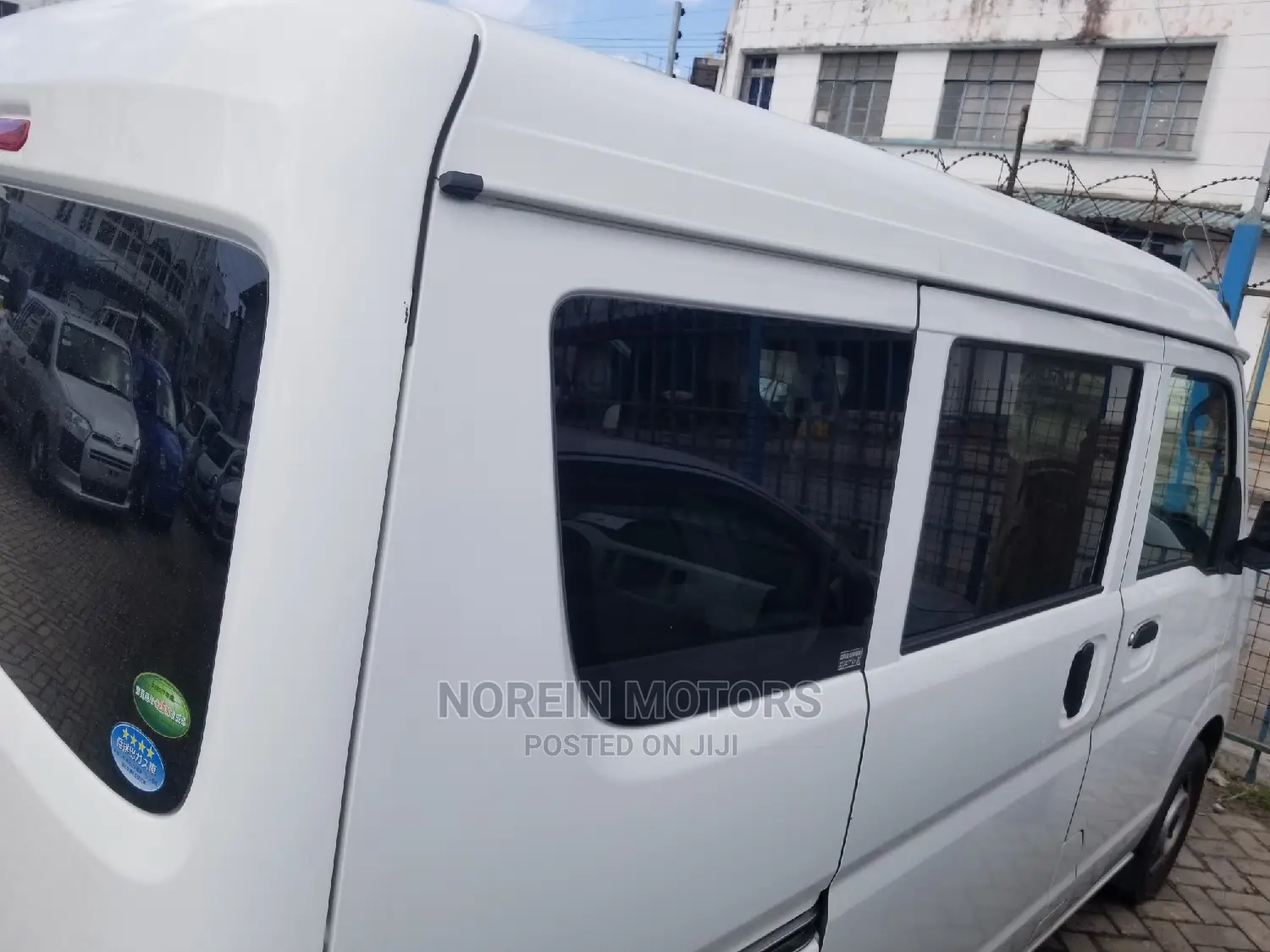 Mazda Scrum 0.7 RWD 2014 White