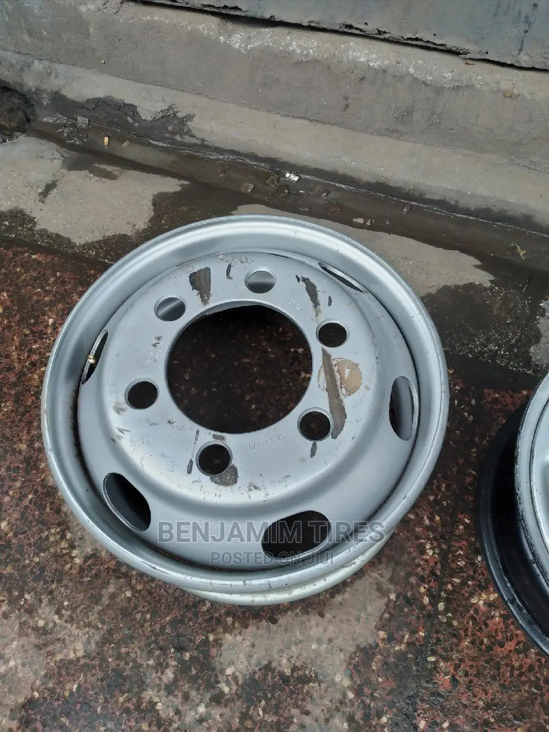 Original Rim Sizes 17.5 Tubeles 6 Holes for Lorry.