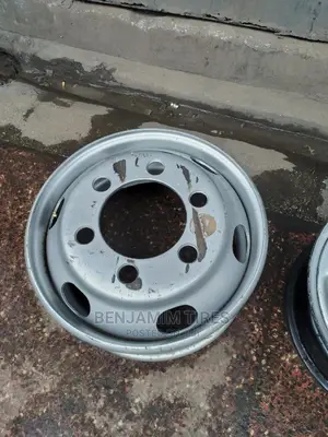 Original Rim Sizes 17.5 Tubeles 6 Holes for Lorry.