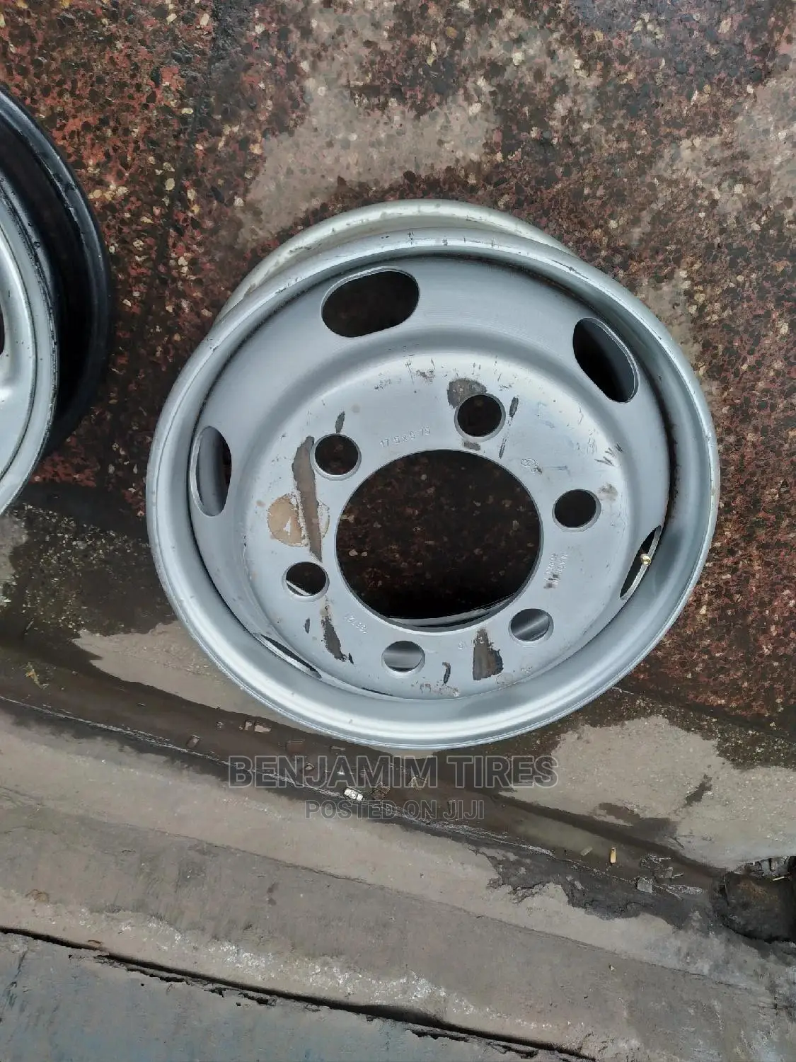 Original Rim Sizes 17.5 Tubeles 6 Holes for Lorry.