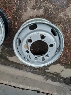Original Rim Sizes 17.5 Tubeles 6 Holes for Lorry.