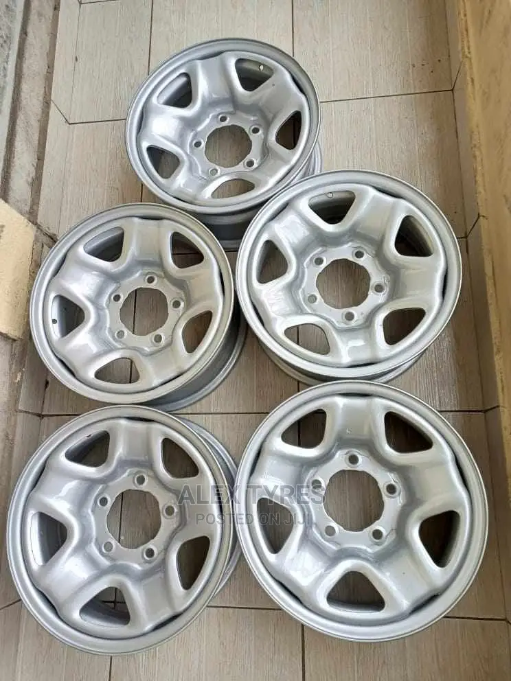 Size 16 Inches Landcruiser QC Rims Set