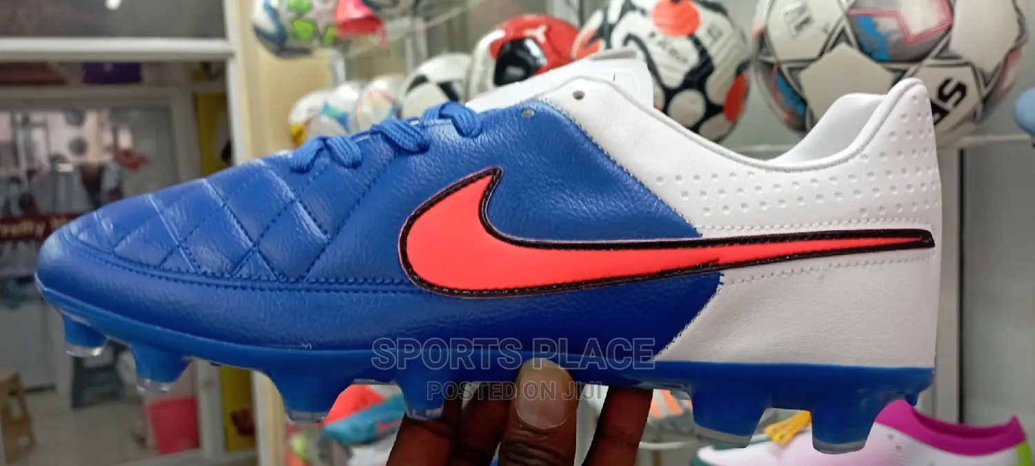 Newest Nike Tiempo Football Boots