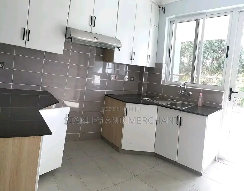 Cabinet- Kitchen, Livingroom, Bedroom COUNTRYWIDE DELIVERY!