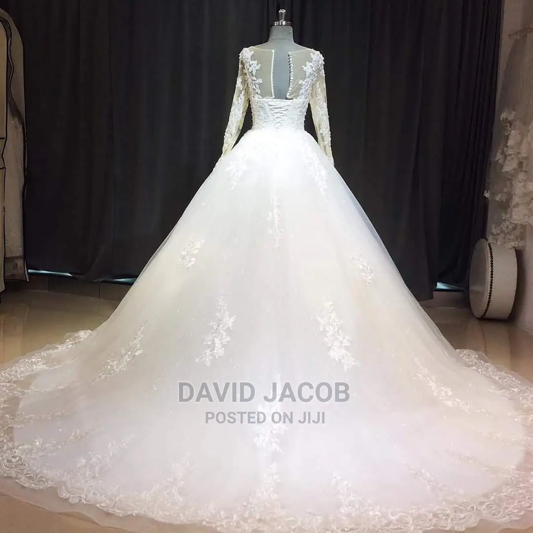 Classic Customised Wedding Gowns