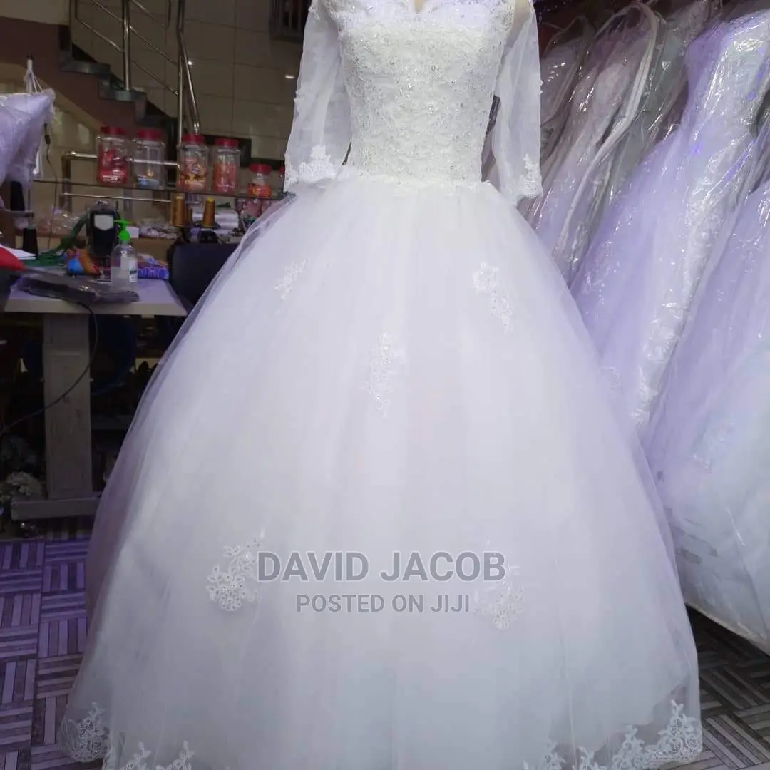 Classic Customised Wedding Gowns