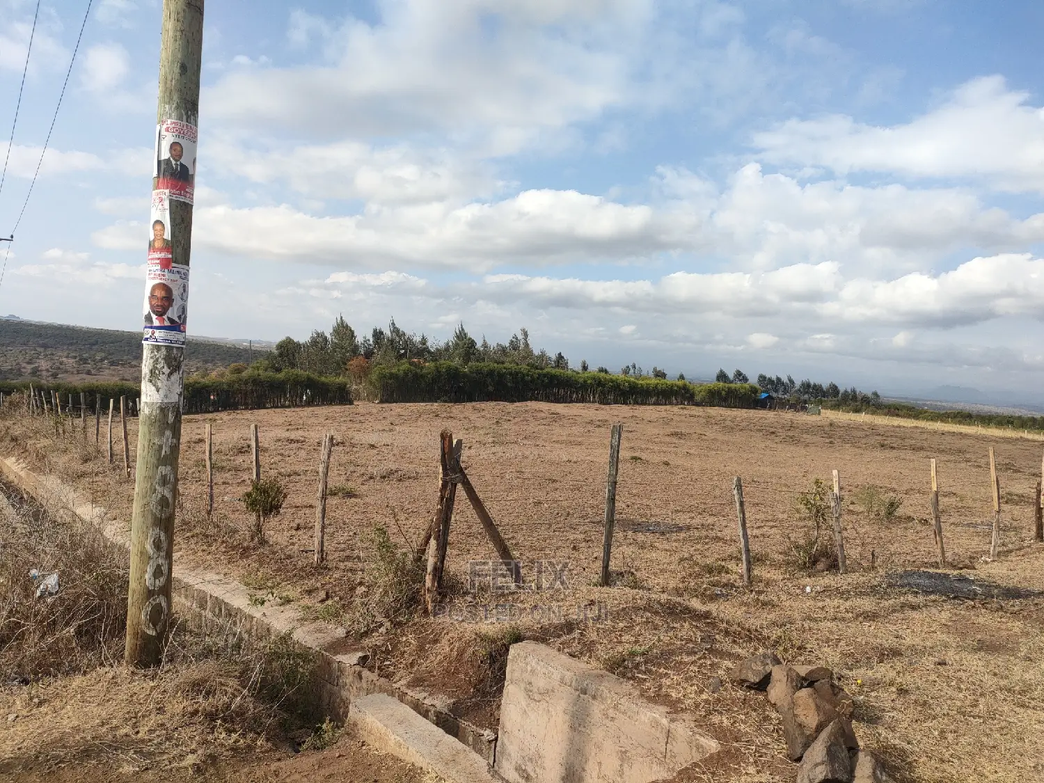 Chaka 2.5 Acres Main Tarmcac Honi/Brookside Road