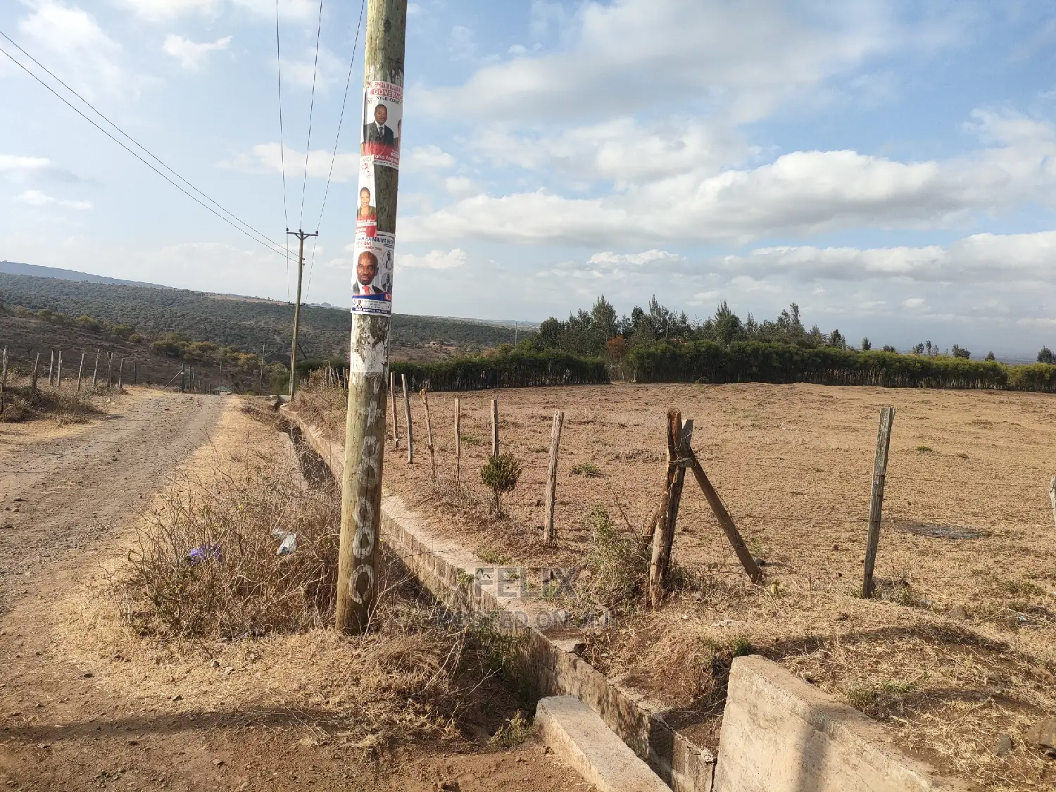 Chaka 2.5 Acres Main Tarmcac Honi/Brookside Road