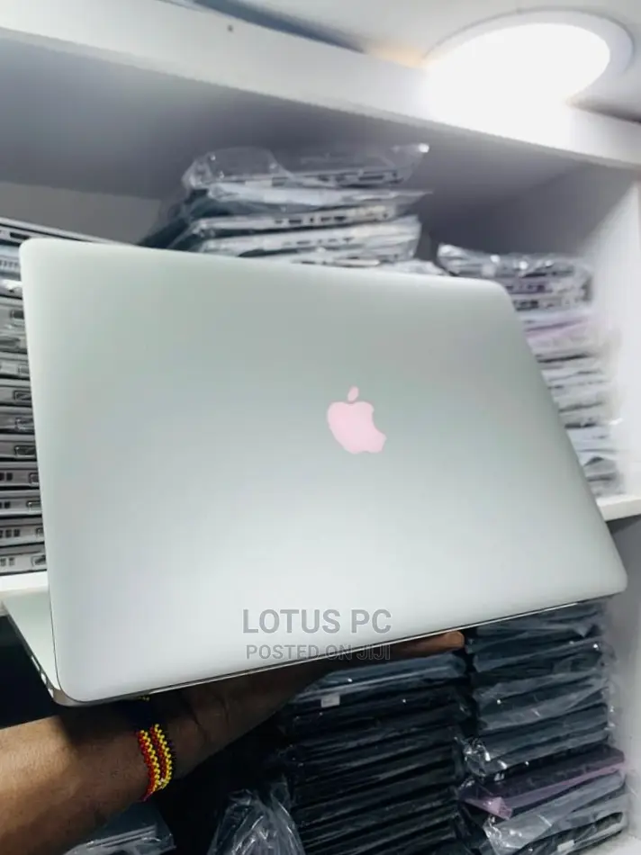 Laptop Apple MacBook Pro 2015 16GB Intel Core I7 SSD 512GB