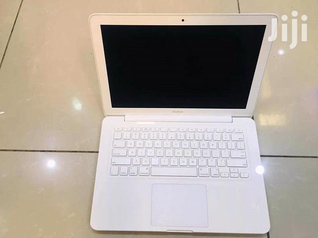 Laptop Apple MacBook 14" 320GB HDD 4GB RAM