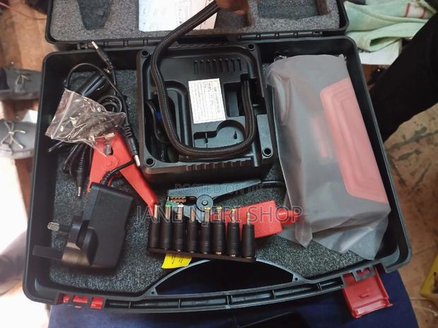 Car Jumpstarter