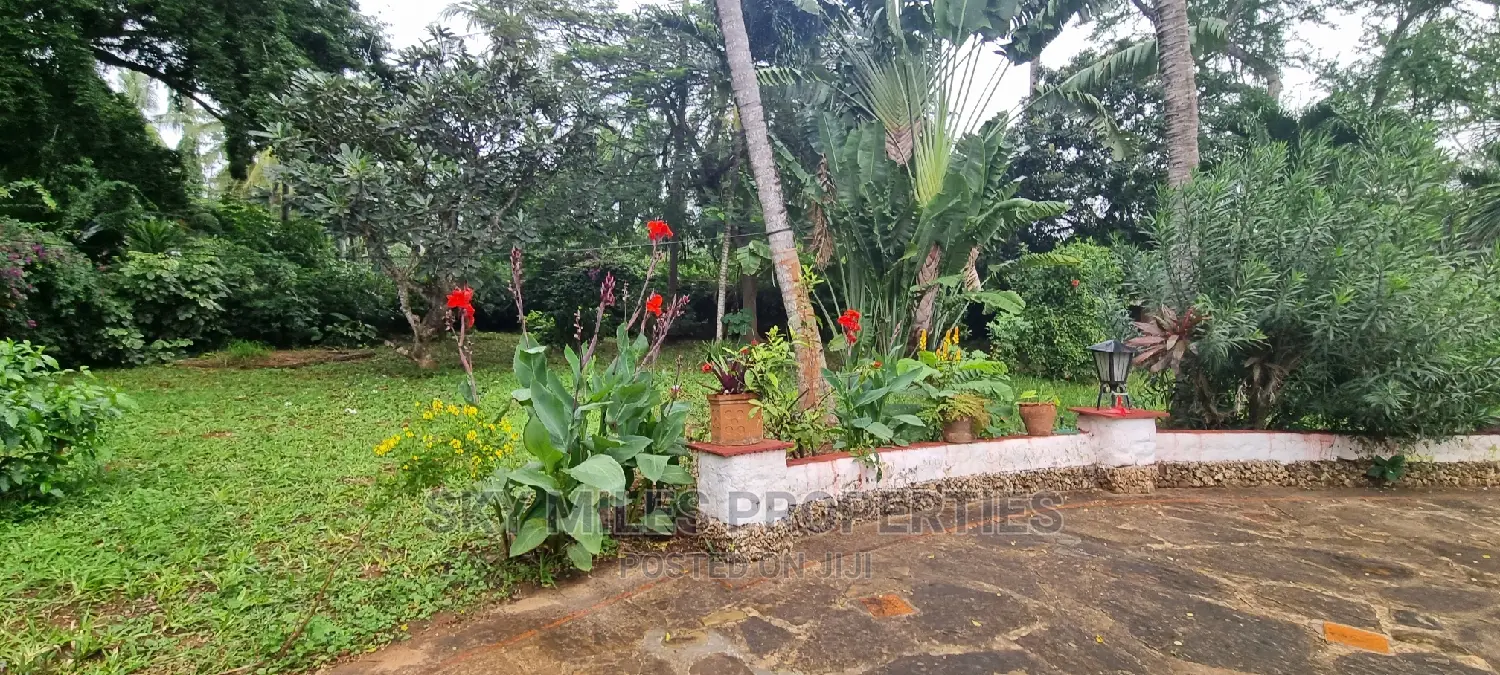 Holiday Rental,3 Bedrooms Cottage