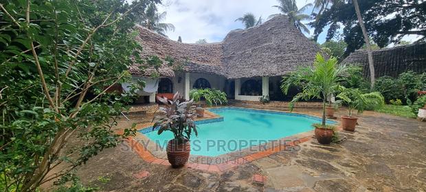 Holiday Rental,3 Bedrooms Cottage - thumbnail 3