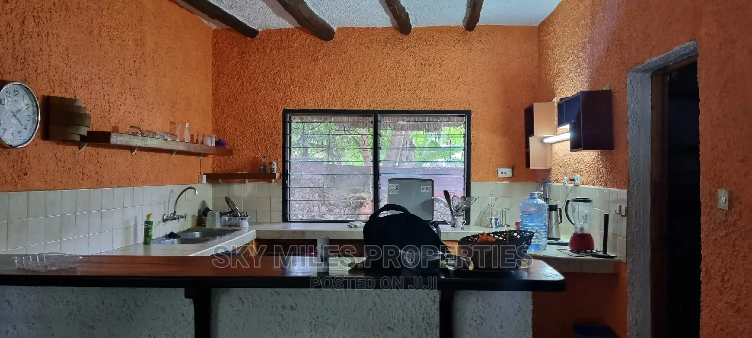 Holiday Rental,3 Bedrooms Cottage