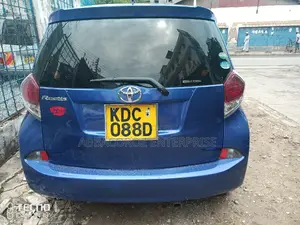 Toyota Ractis 1.5 AWD 2014 Blue