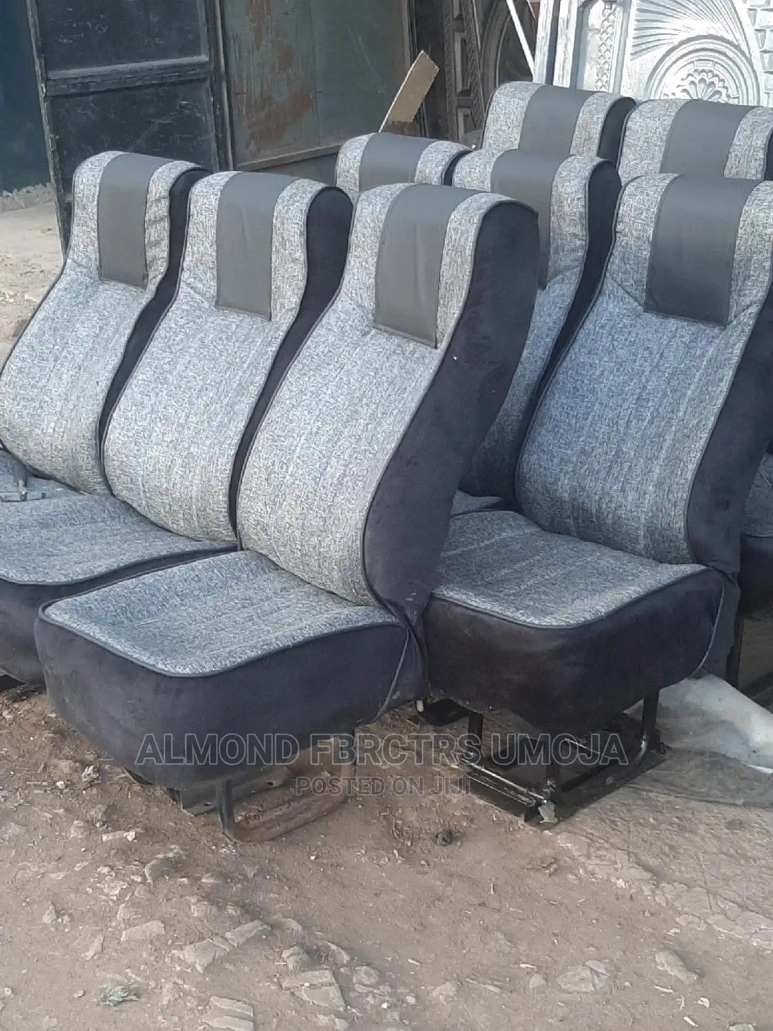 Shuttle Seats 11 Seater