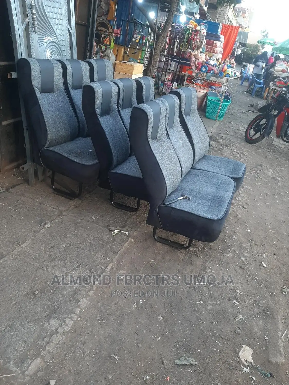 Shuttle Seats 11 Seater