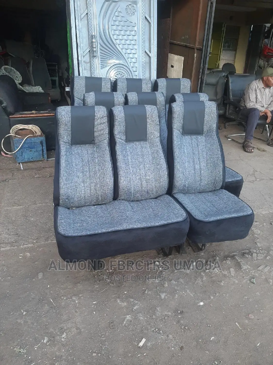 Shuttle Seats 11 Seater