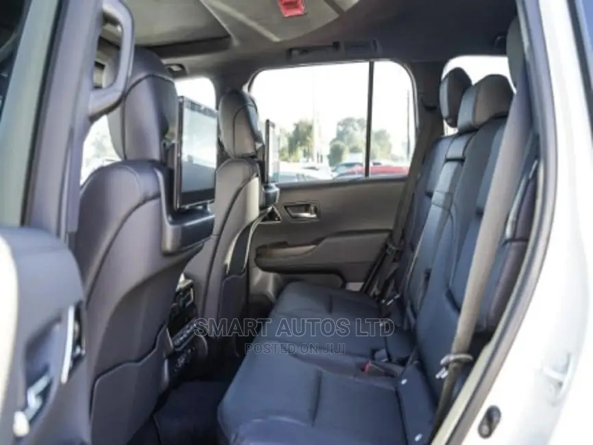 New Toyota Land Cruiser 2022 White