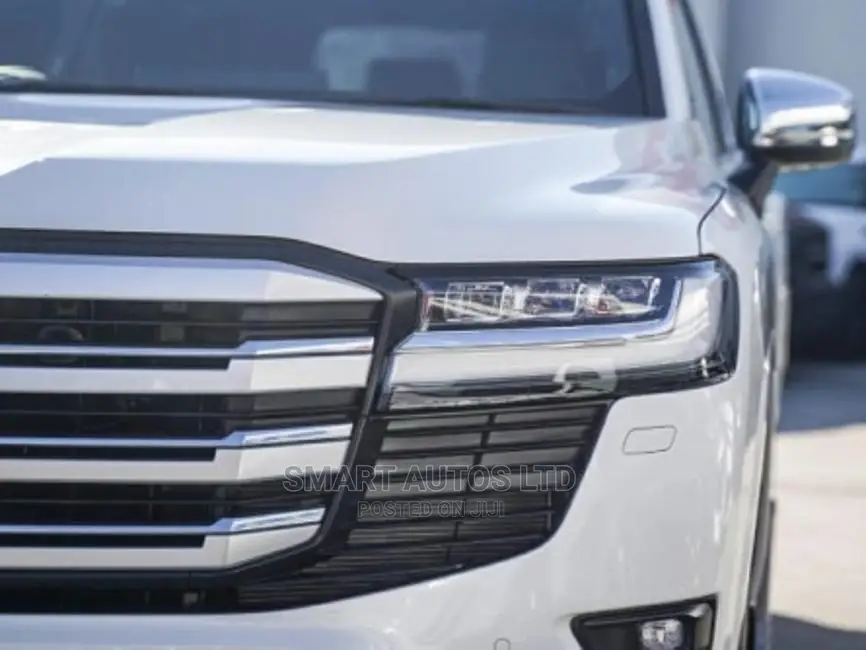 New Toyota Land Cruiser 2022 White