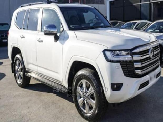 New Toyota Land Cruiser 2022 White - thumbnail 22