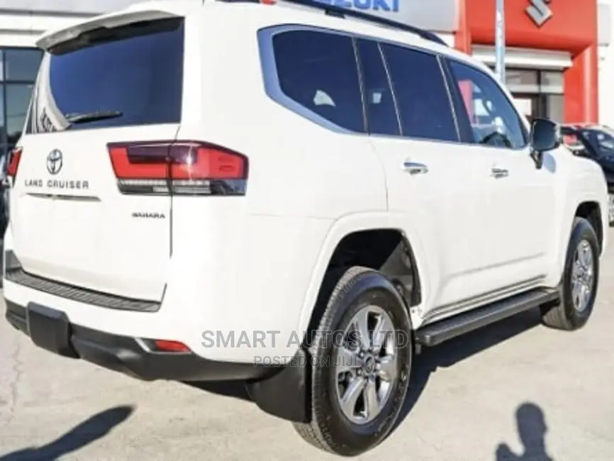 New Toyota Land Cruiser 2022 White