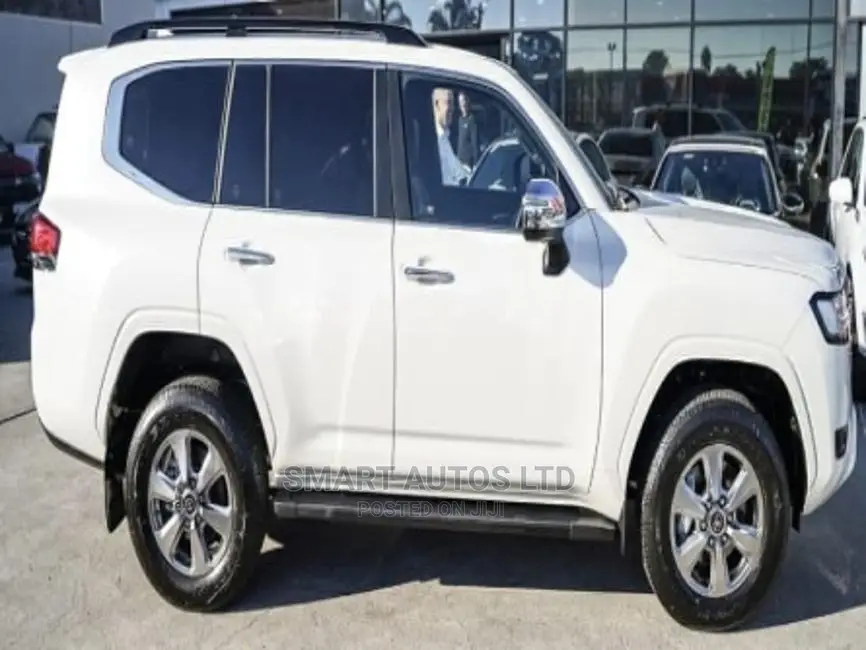 New Toyota Land Cruiser 2022 White