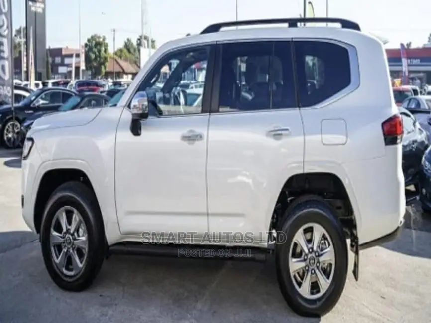 New Toyota Land Cruiser 2022 White