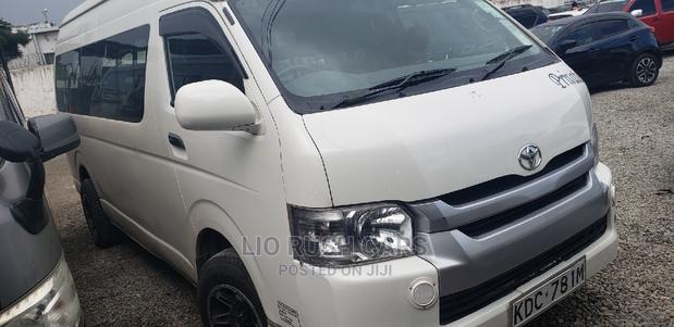 Toyota HiAce 2014 White