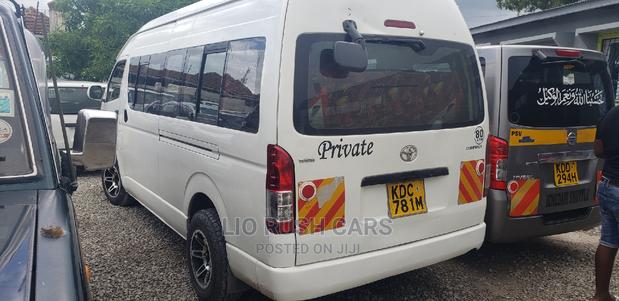 Toyota HiAce 2014 White - thumbnail 5
