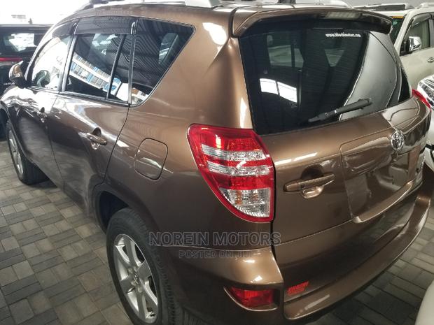 Toyota RAV4 2014 Brown - thumbnail 9